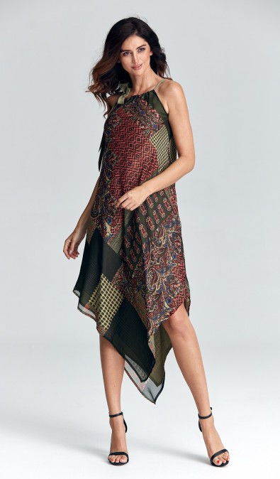 Sukienka o kroju chusty w patchworkowy wzór